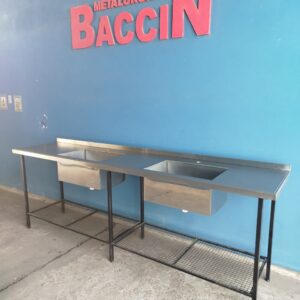 mesa grande con doble bacha